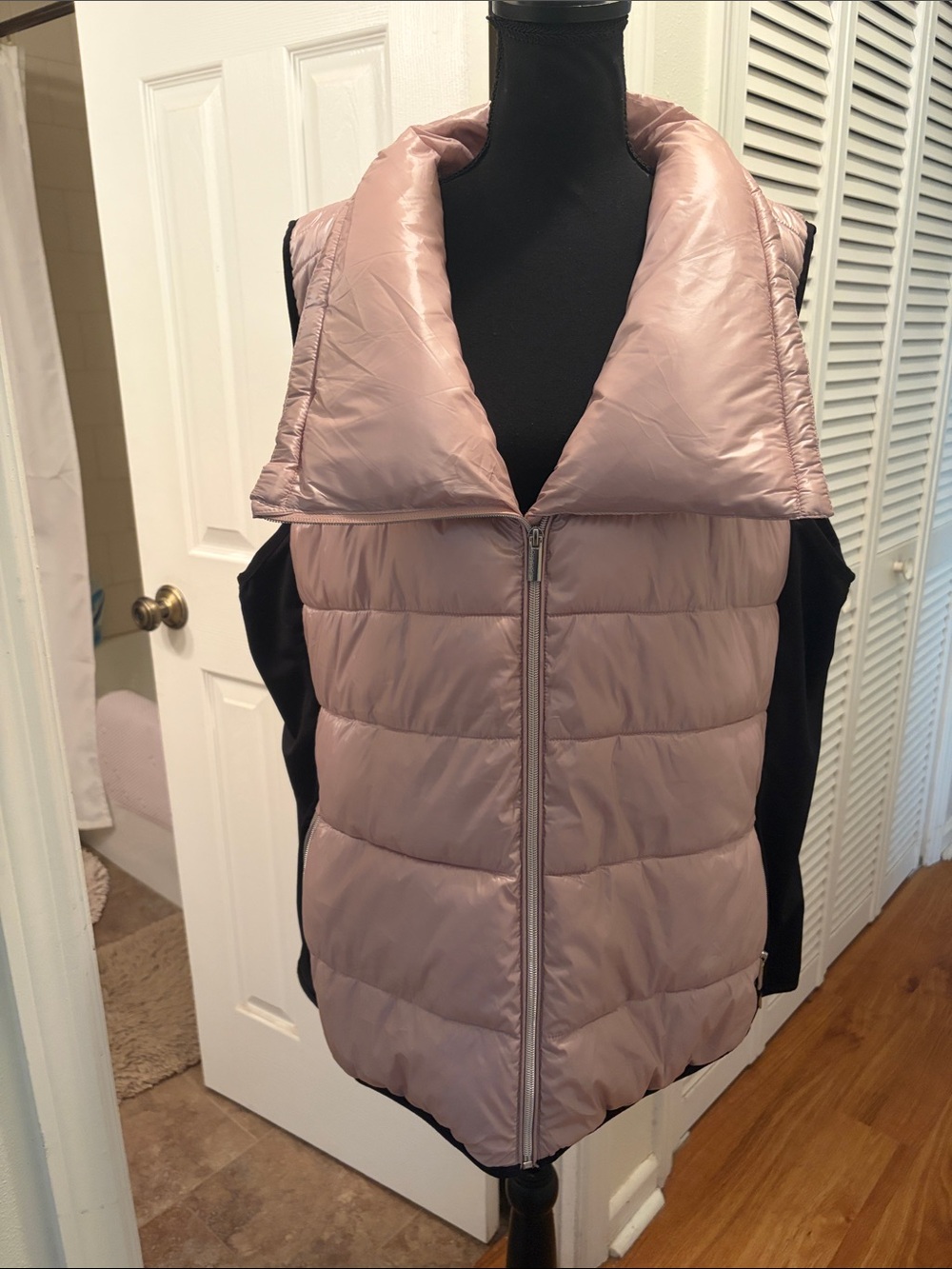 Calvin Klein Performance Puffer Vest with Oversized Collar